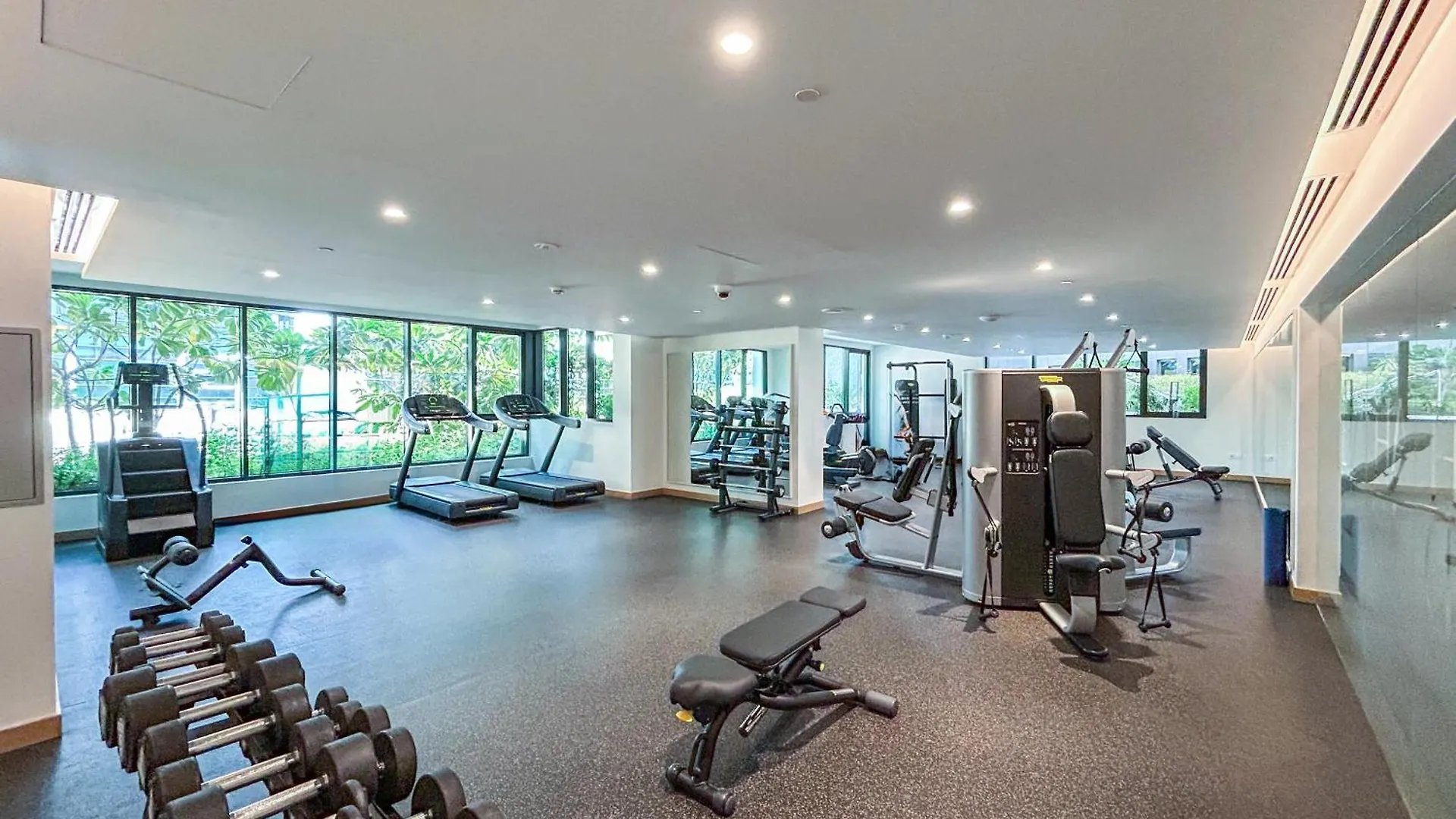 Apartment Exquisite Modern Home Minutes From Downtown Dubai